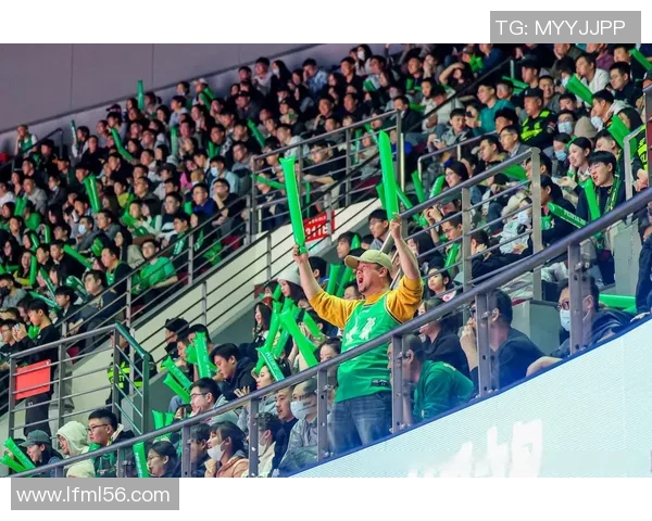 辽宁男篮球迷组织线上观赛会，共同为球队加油打气