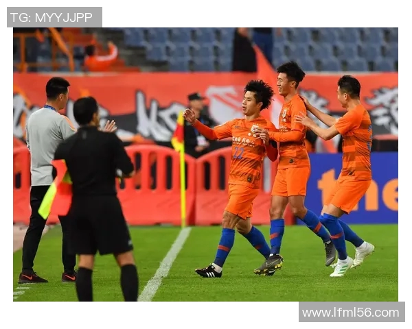 鲁能亚冠对阵韩国球队精彩回放全程回顾与分析